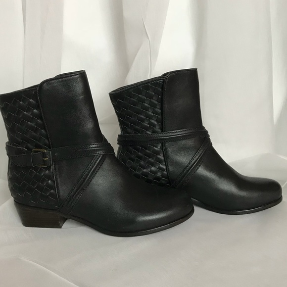 Joie Shoes - Joie Short Booties